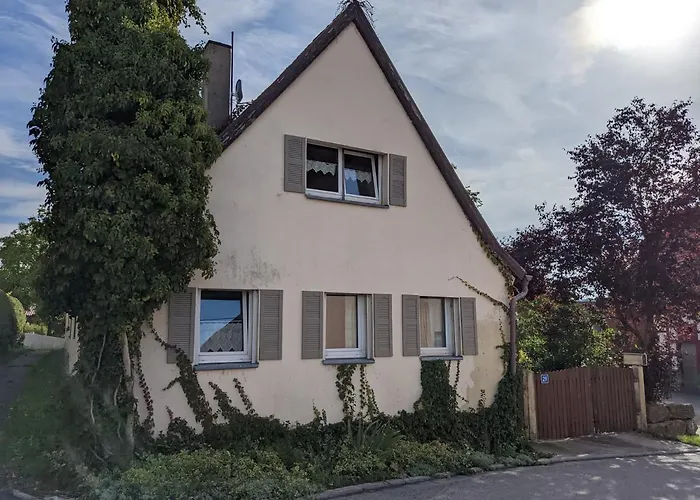 Spatzennest Und Rabennest