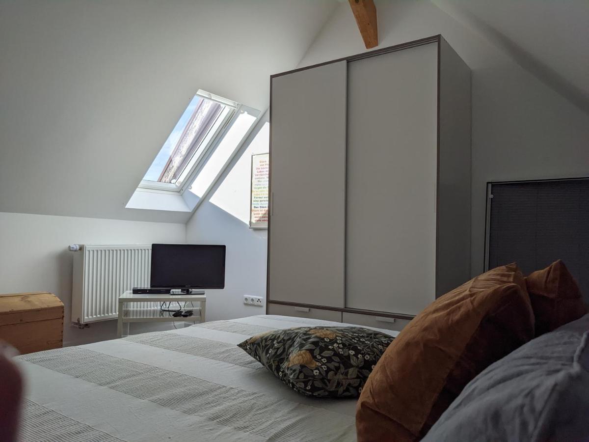Spatzennest Und Rabennest *
